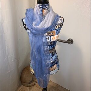 Coldwater Creek Gauze look-Blue/White Color Blend